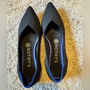 Rothy’s Point in Black